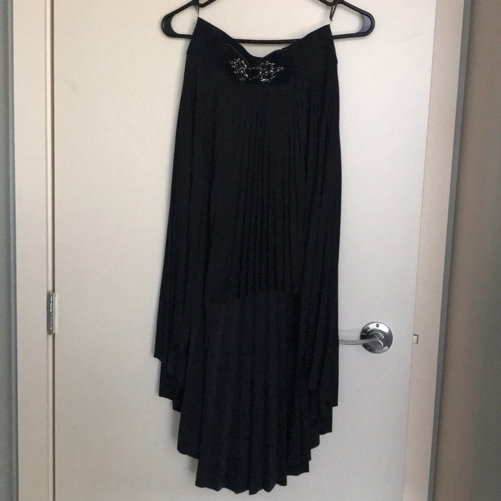Black skirt